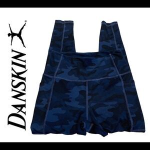 Danskin Blue camo leggings size small